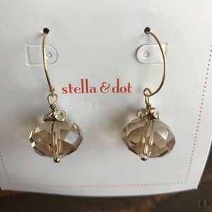Stella and Dot Amber drop earrings